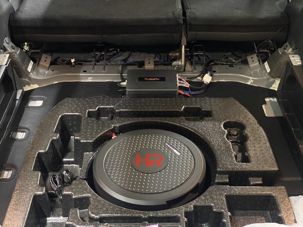 Nissan Ariya with new car audio and CarPlay on the standard monitor