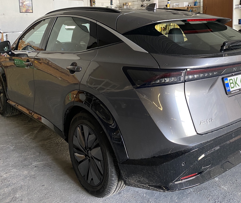 Nissan Ariya with new car audio and CarPlay on the standard monitor
