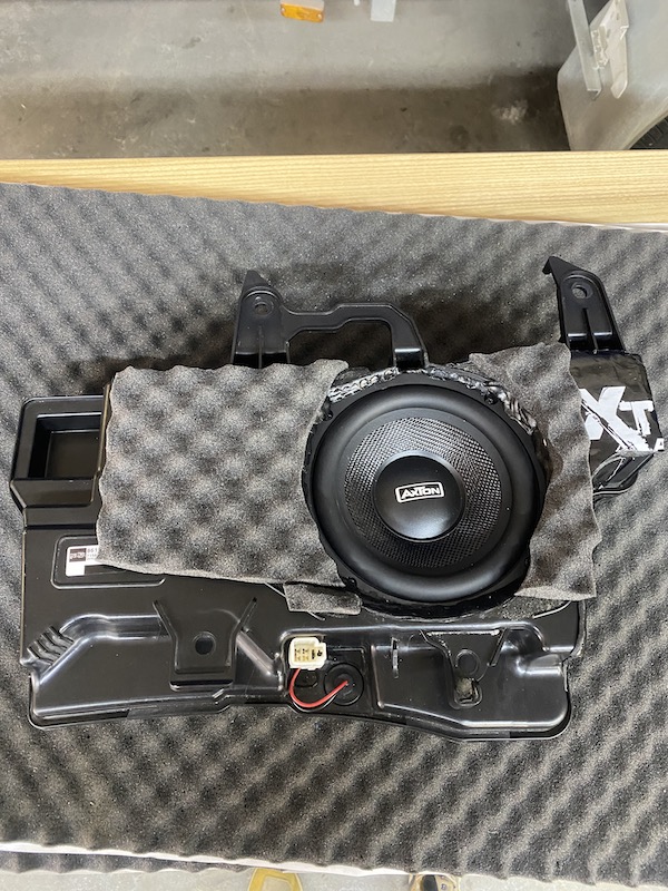 Subwoofer for Lexus GX470 2008